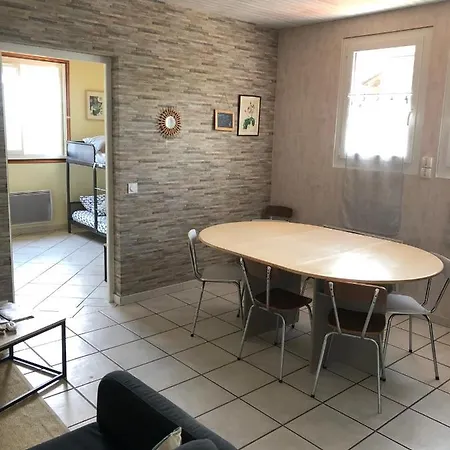 Le Petit De Javernieres Etage Apartment *